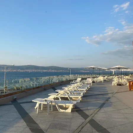Paradiso B 209 Private Sea View * Neszebar